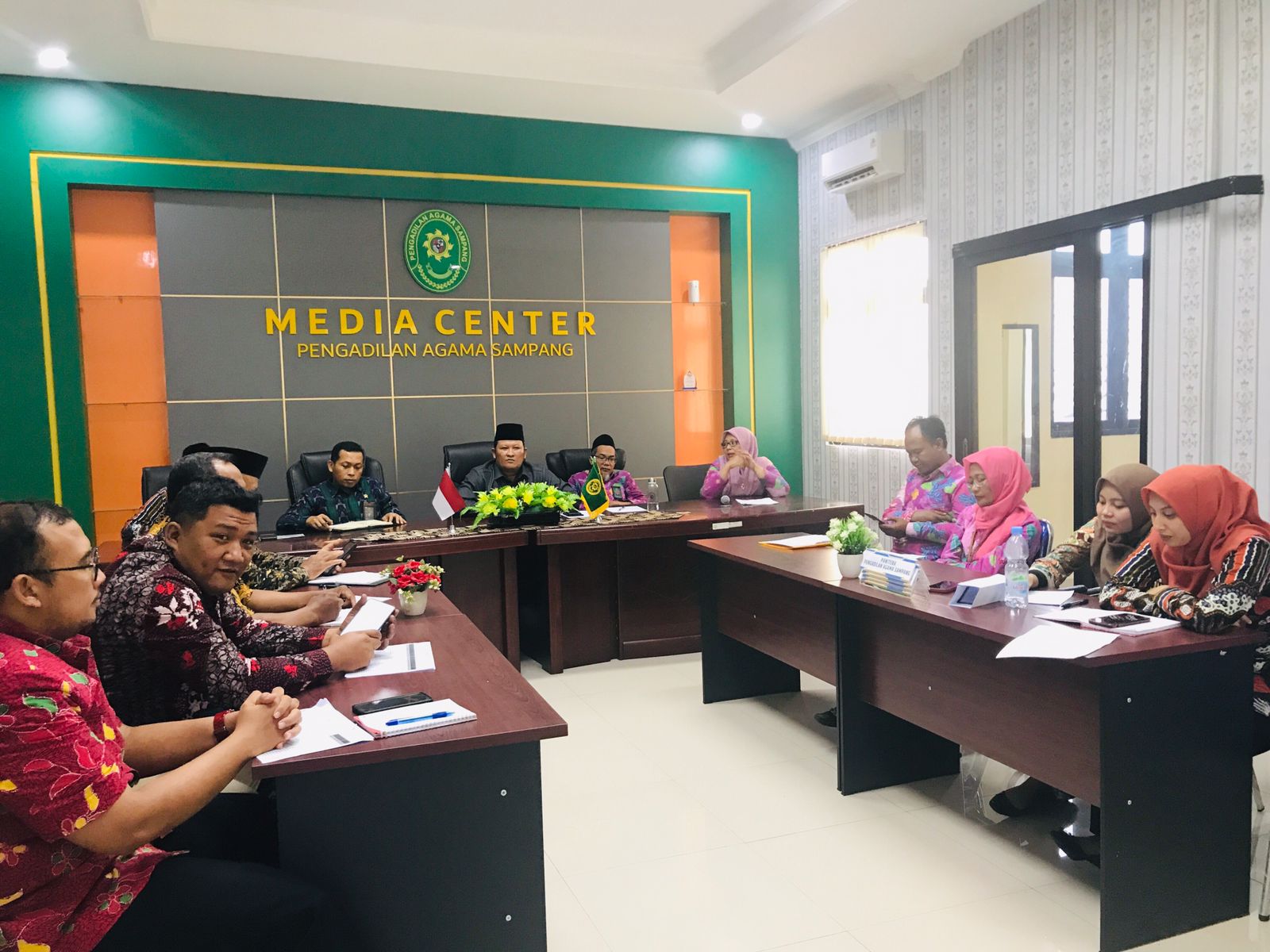 ZM_Kesekretariatan_Nov_3